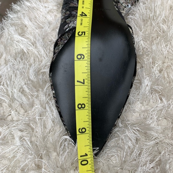 CHARLES DAVID women’s black sequined size 11 pointy toe ankle boots MINT cond. - Picture 11 of 11